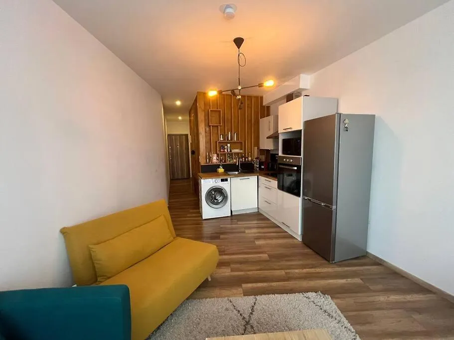 Design Studio Perfectly Located - Eu Madou - Park Apartment Brussels Belgium
